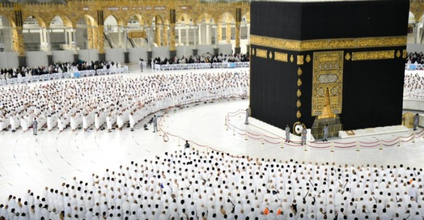 Packages for Umrah Traveling from Toronto: A Detailed Guide