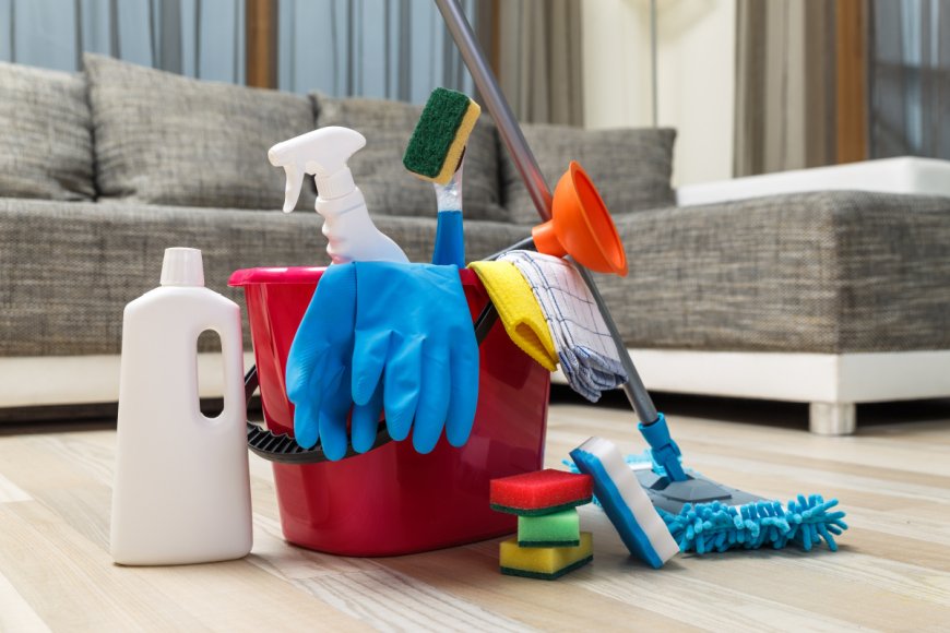 Maintaining Pristine Commercial Spaces: The Role of Janitorial Companies and Day Porter Cleaning Services