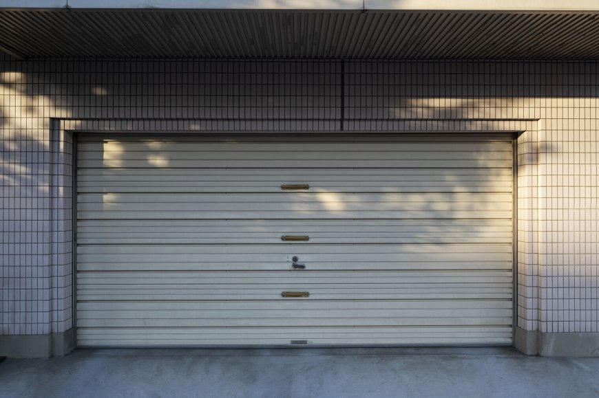 Garage Doors Bournemouth: Choosing the Right Fit for Your Home