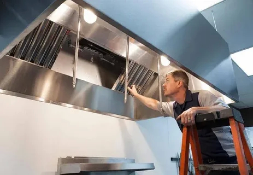 Top 5 Signs Your Commercial Kitchen Hood Needs Cleaning