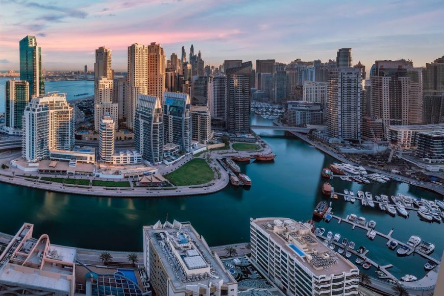 Exploring Dubai Marina: Why This Iconic Area is a Hotspot for Apartment Buyers