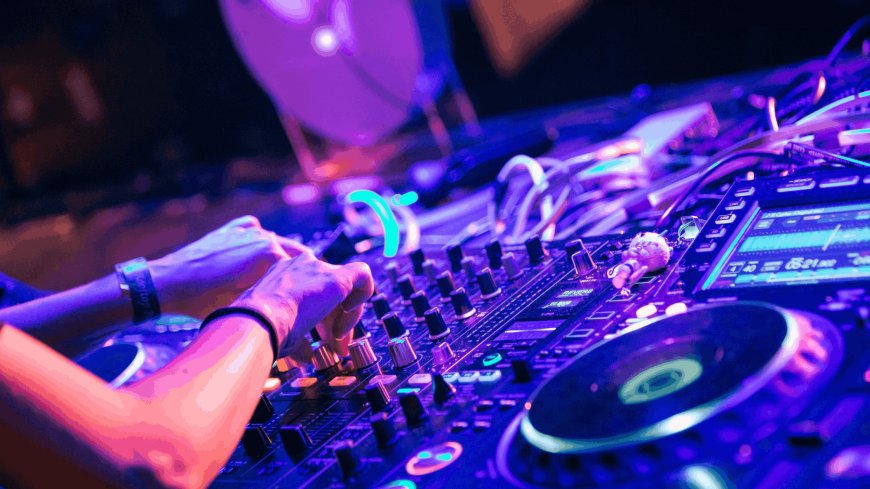 Understanding the Different Service Packages for Corporate Events DJs