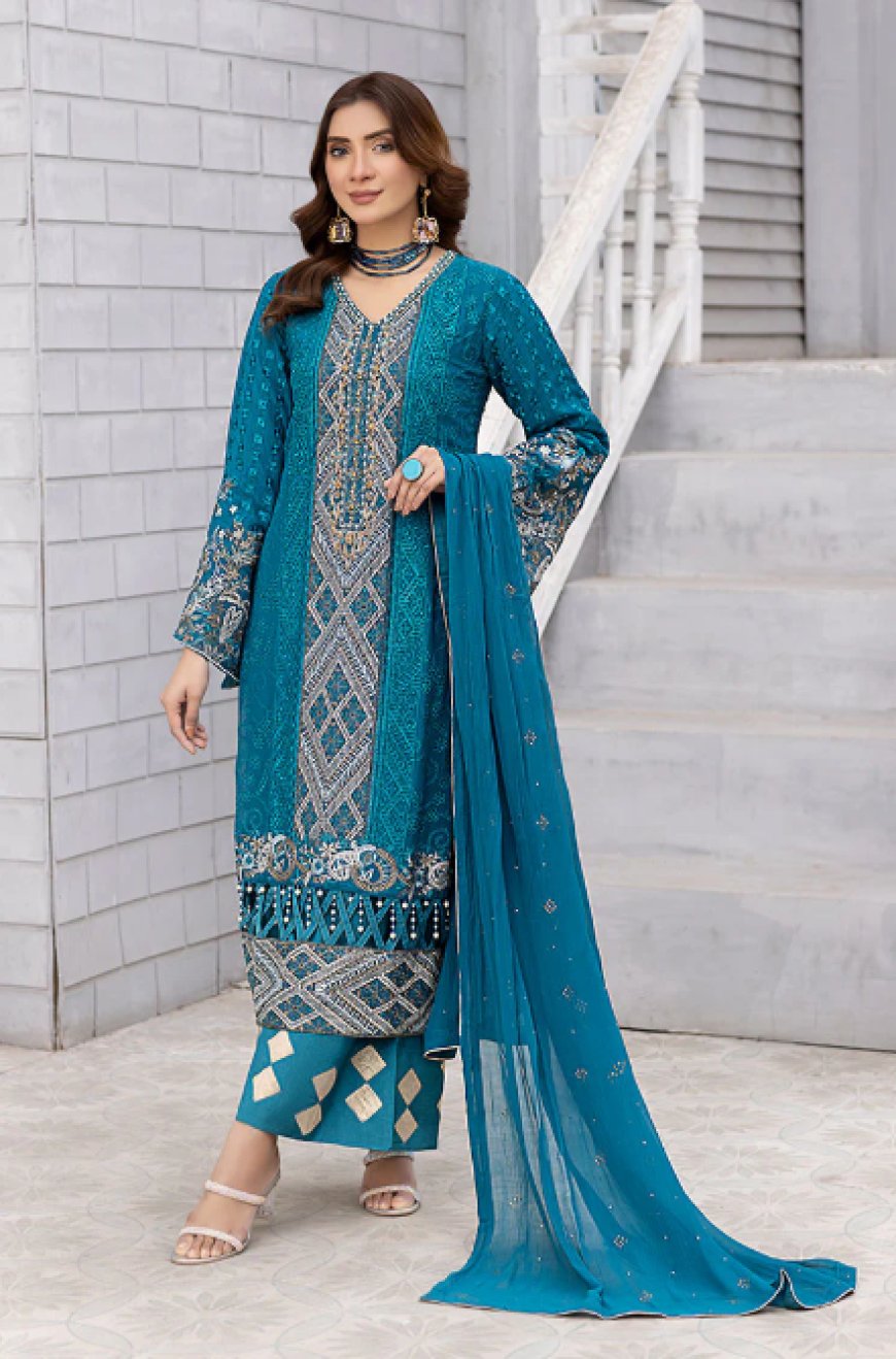 Shop Exclusive Pakistani Outfits by Rang Jah