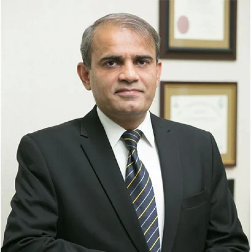 Discovering Excellence in Aesthetic Surgery: Dr. Naveed Azhar in Islamabad