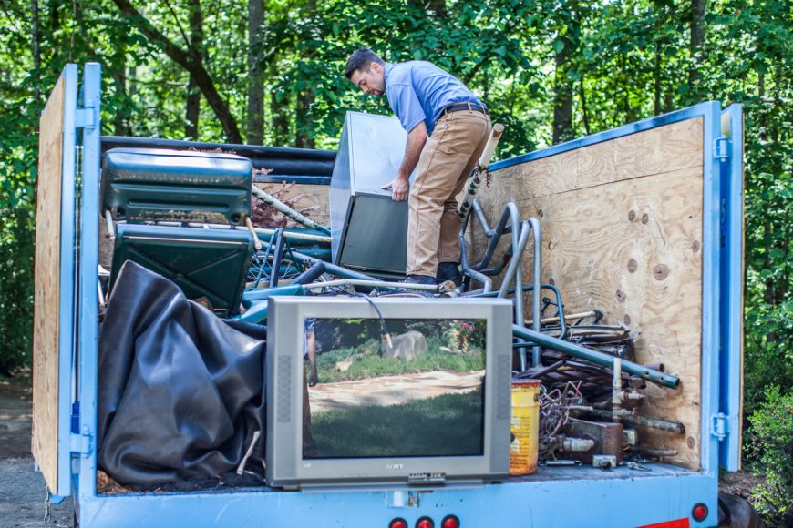 How to Safely Get Rid of Old Appliances Without Lifting a Finger