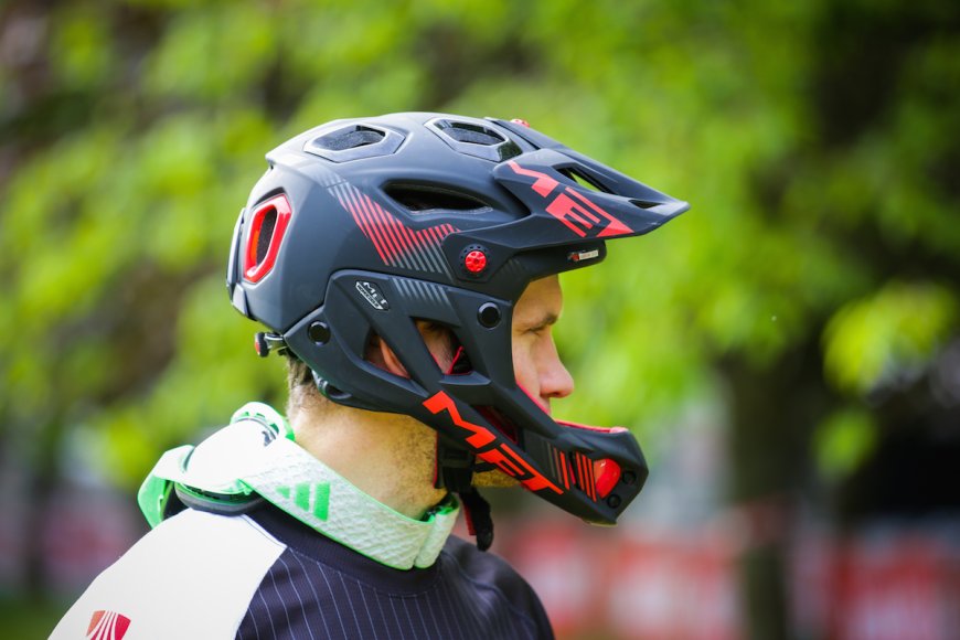 Biker Helmets Online: How to Choose the Right Helmet for Your Riding Style, Safety, and Comfort