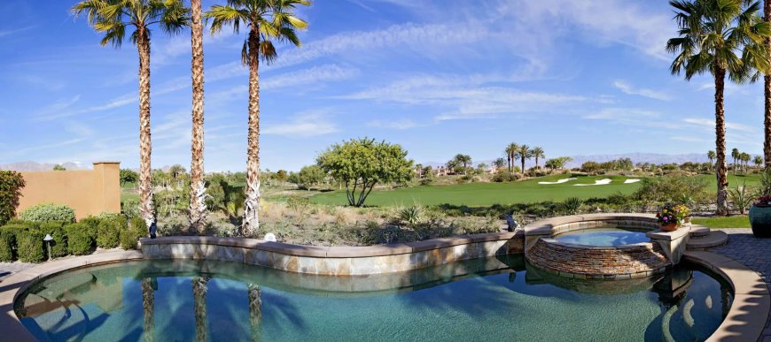 Swimming Pool Contractors Los Angeles: Creating Backyard Bliss