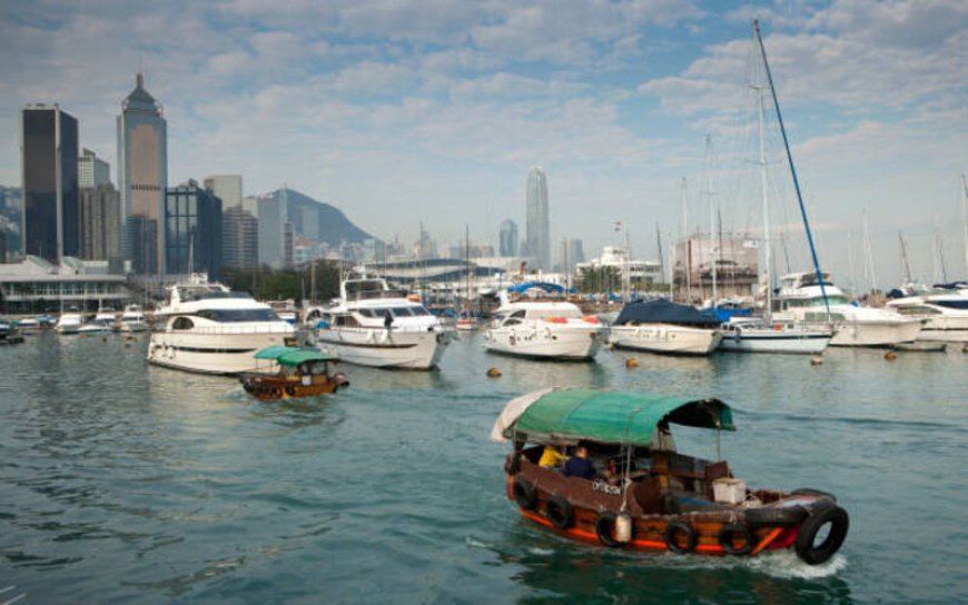 Top 5 Attractions to Enjoy During Your Dhow Cruise Marina Experience