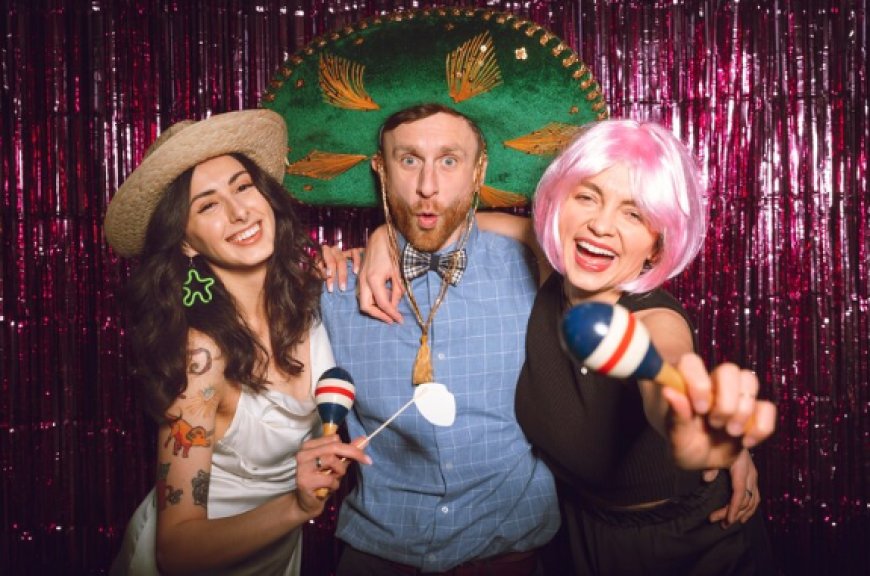 The Ultimate Guide to Using a Photo Booth for Parties: Why It's the Perfect Addition to Your Event