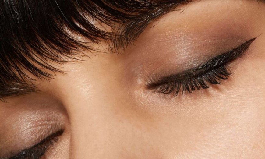 Eye Liner Best for Beginners: Easy Application, Long-Lasting Wear