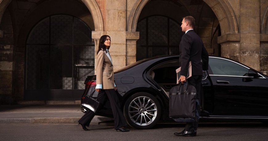 Executive Chauffeur Service Elevating Your Travel Experience