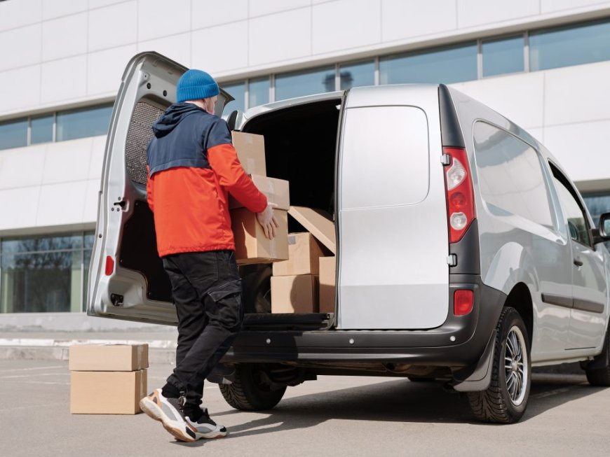 Storage Pick-Up Services in NYC: Convenience for Busy Professionals