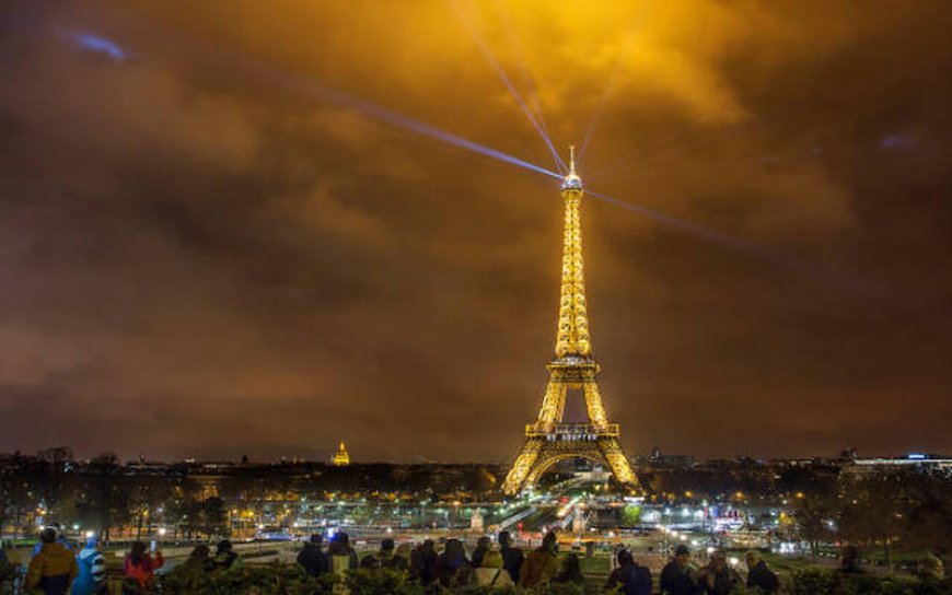 7 Unforgettable New Year's Eve Experiences in France