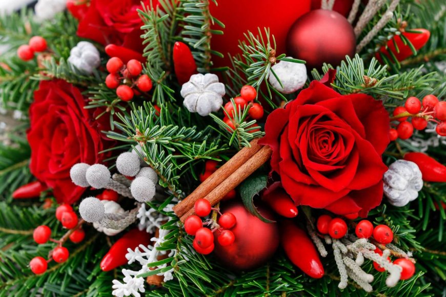 Celebrate the Season: Christmas Blooms and Wreaths for Every Home