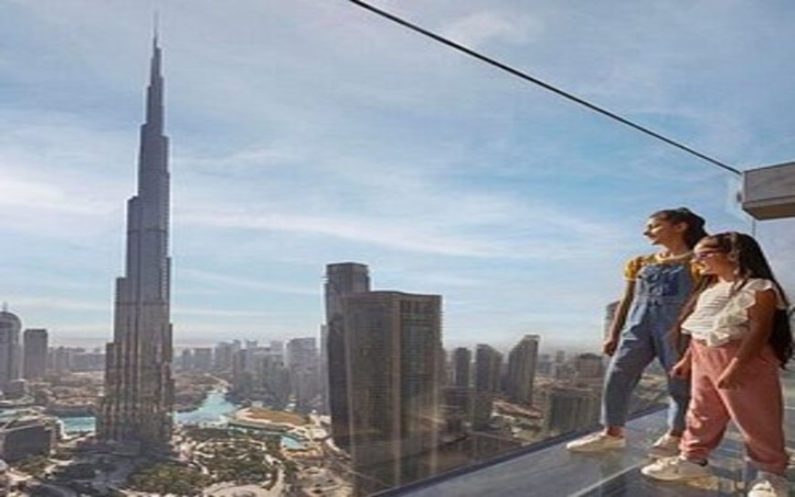 How the Sky View Observatory Complements Dubai’s Iconic Skyline