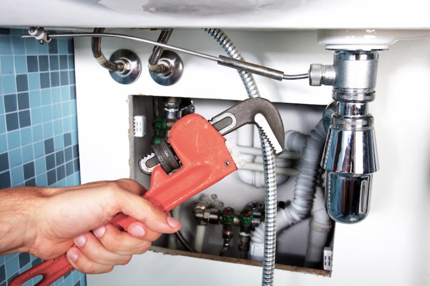 Seasonal Plumbing Tips for Vacation Homes and Rentals