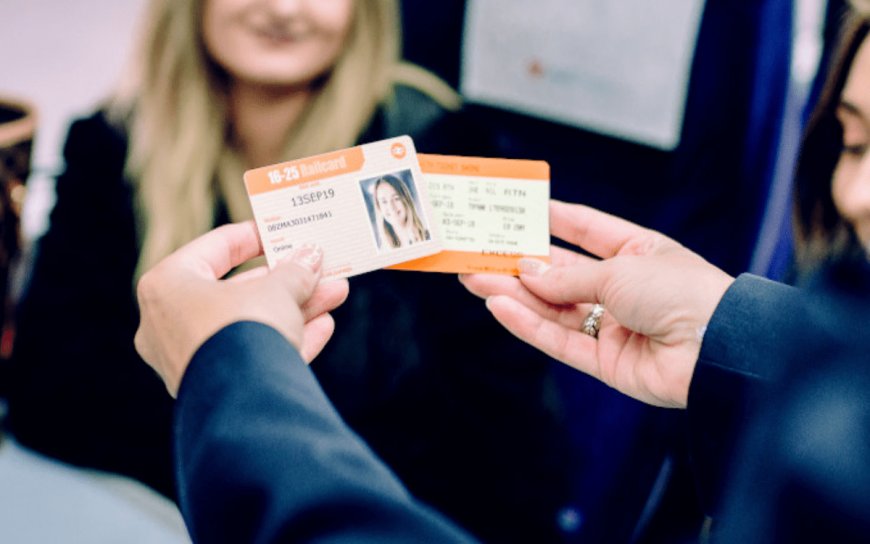 Senior Railcard vs. Two Together Railcard: Which is Best for You?