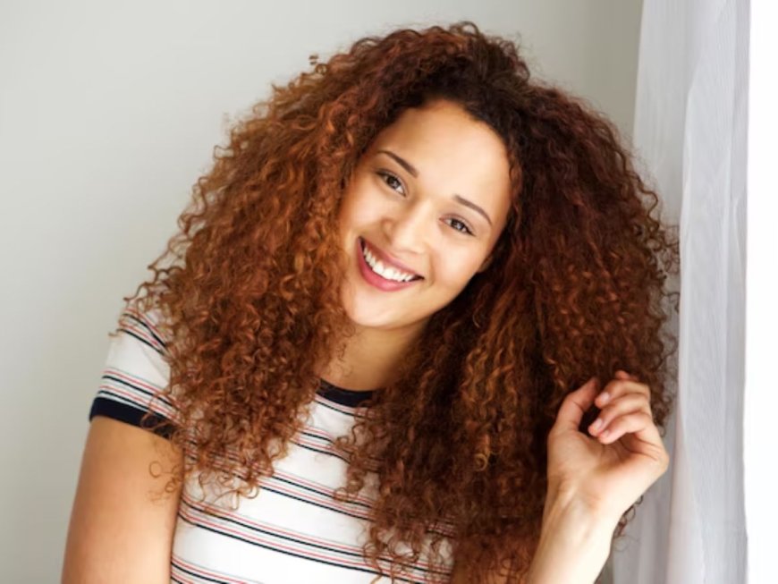 5 Easy Steps to Learn How to Highlight Curly Hair at Home