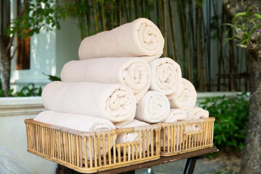 The Ultimate Guide to Hotel Bath Towels and Luxury Hotel Pillow Cases from Ramayan Supply