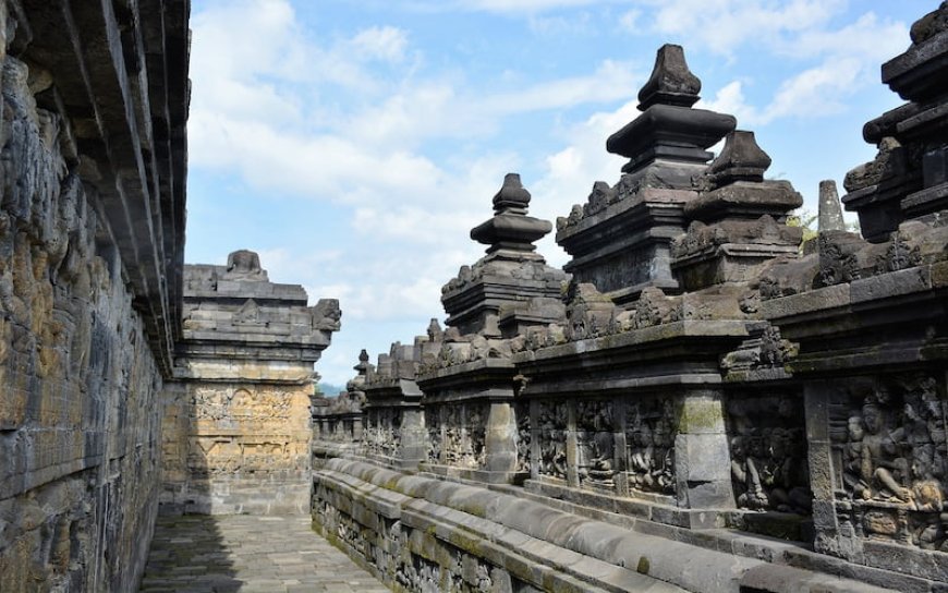 Top 8 Famous Landmarks to Explore in Indonesia