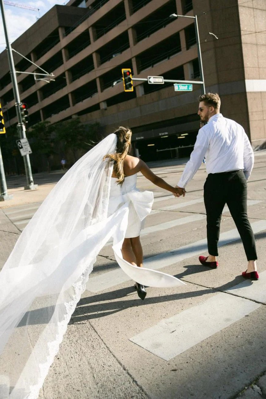 Confused by using Bridal Fashion Trends? A Bridal Salon Can Help You Find a Dress That’s Just Right