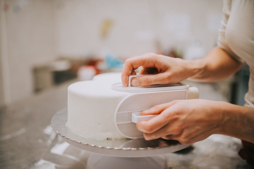 What Makes the Best Cake Bakery in Berkeley Stand Out