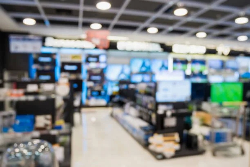 Local vs. Online Electronics Stores: Which One is Better?