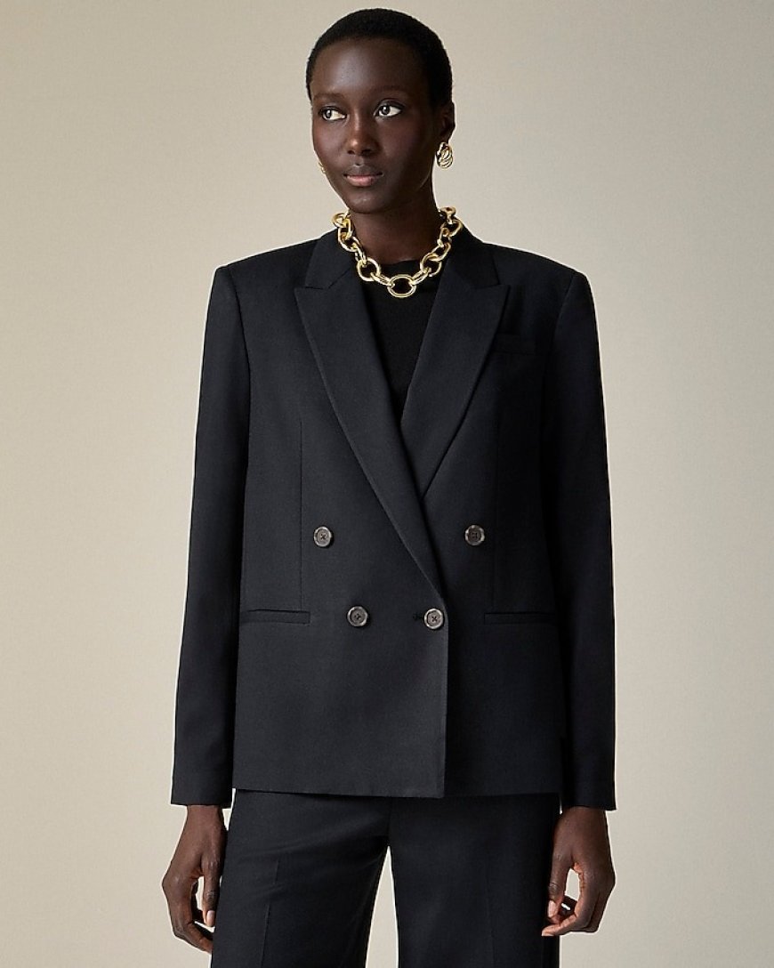 Jacket Dress: A Perfect Blend of Structure and Sophistication