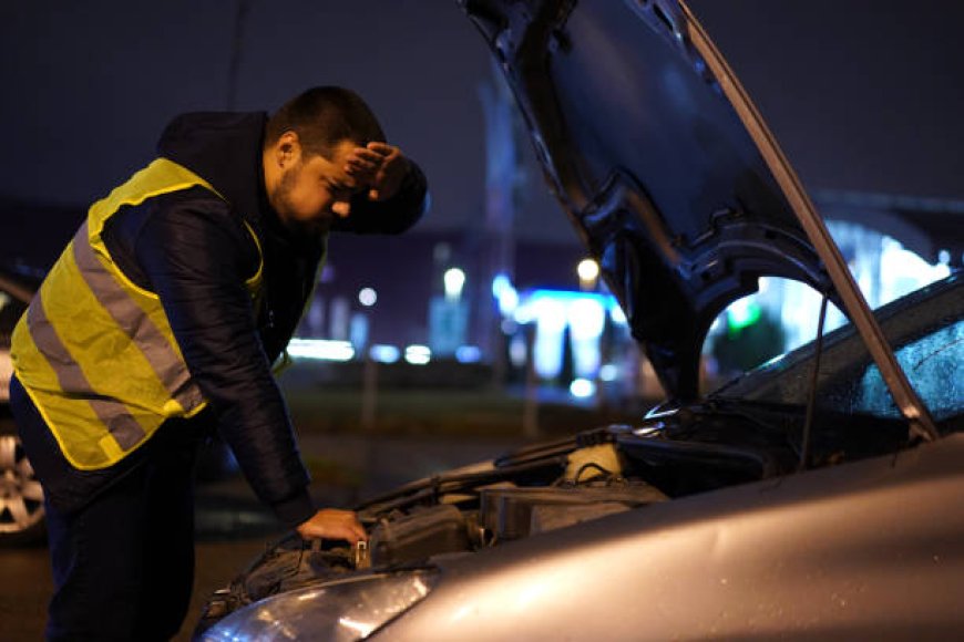 What UK Drivers Should Do If Their Car Breaks Down at Night