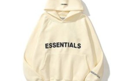 Essentials Hoodie: The Everyday Fashion Essential That Never Goes Out of Style