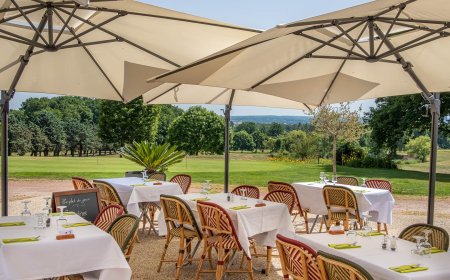 Hôtel 4 Étoiles Indre et Hôtel avec Piscine Indre : Un Cadre Idéal pour Vos Séminaires