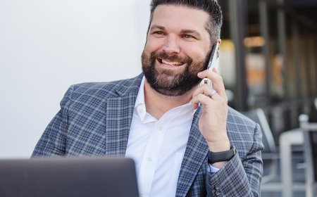 Why Working With a Property Seller Agent Makes Home Sales Easier