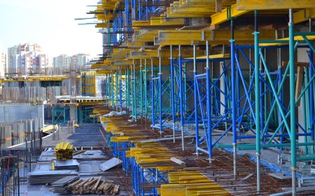 Leeds Formwork Contractors: Building Strong Structural Foundations