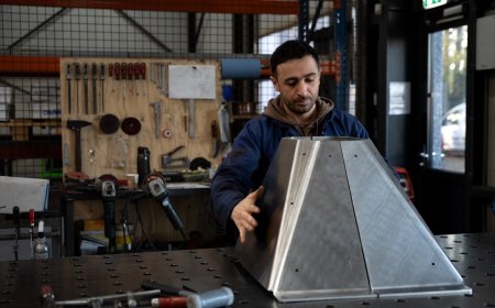 Waarom Efficiënte Materiaalverplaatsing Belangrijk Is in Moderne Productieomgevingen?