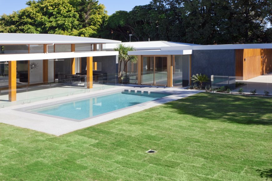 Cheap Frameless Glass Pool Fencing Gold Coast: Transform Your Pool Area Before Prices Rise