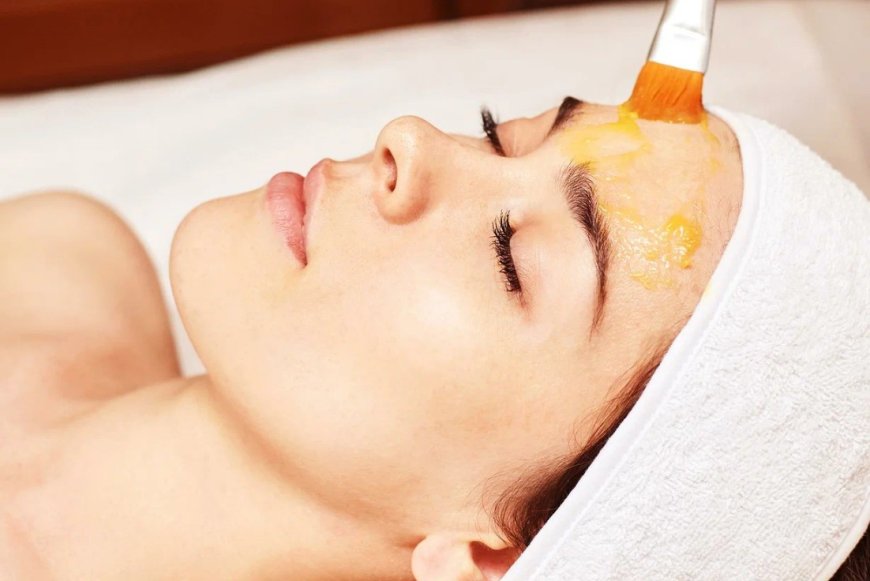 Differences between chemical peels and microdermabrasion