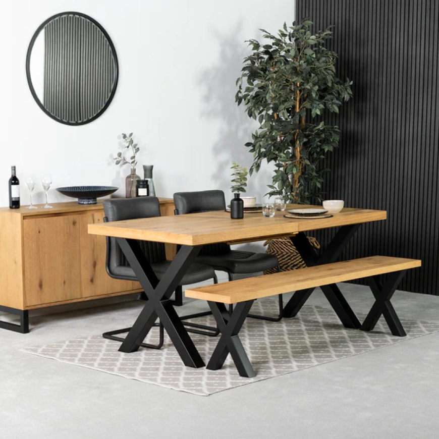 Devon Furniture Outlet: Quality Sofas and Extending Oak Dining Tables