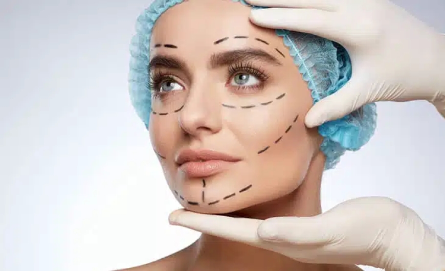 Best cosmetic surgeon in Delhi - Dr Rajat Gupta