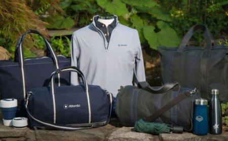  How to Create Unforgettable Custom Swag Kits For Employee Appreciation & Recognition