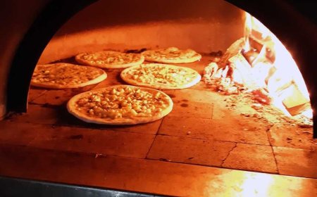 Neapolitan Pizza Catering Sydney | Authentic Wood-Fired Pizza