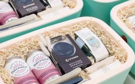 Smart Summer Gifting: Corporate Gift Ideas for Events, Interns & Clients