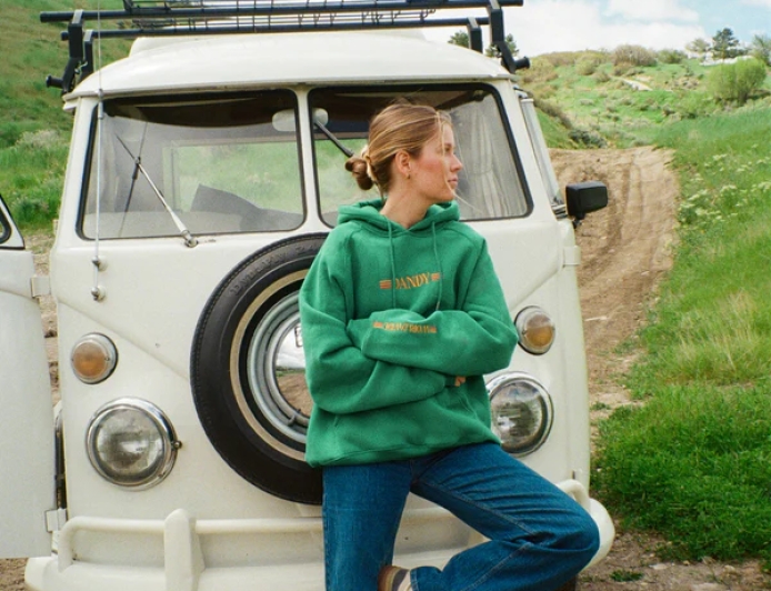 Dandy Hoodie: The Perfect Blend of Contemporary Fashion and Everyday Comfort