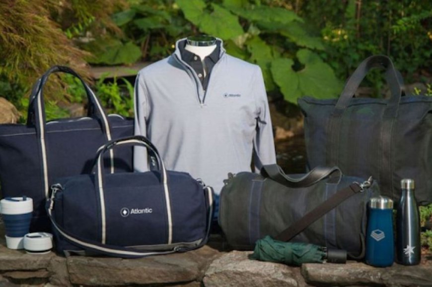  How to Create Unforgettable Custom Swag Kits For Employee Appreciation & Recognition
