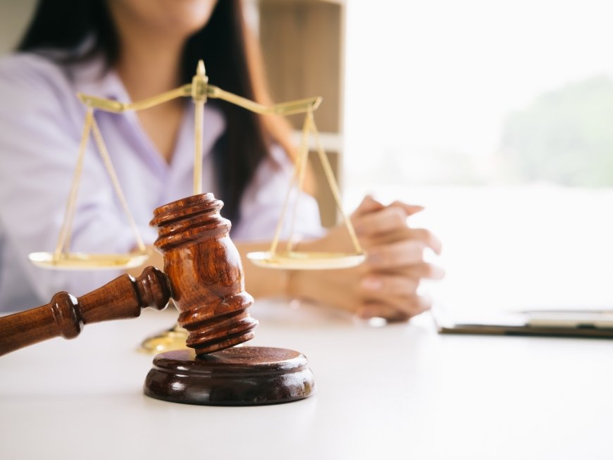 How an Immigration Attorney Helps With Form I-485 Cases
