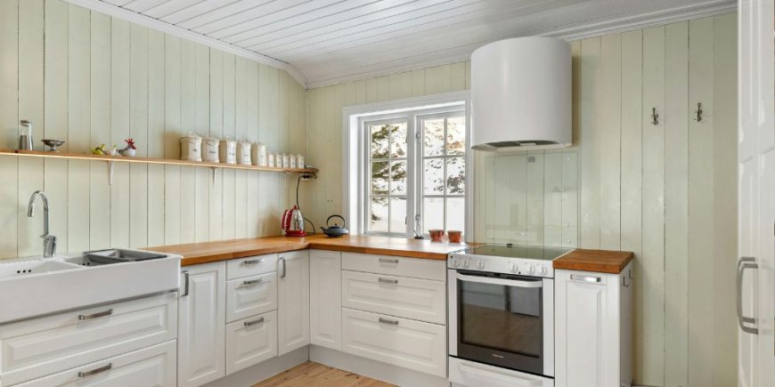 Top Benefits of Buying a Wooden Kitchen Trolley Online for Modern Kitchens