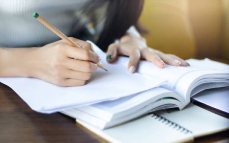 How to Write Essays That Are Structured for Easy Understanding