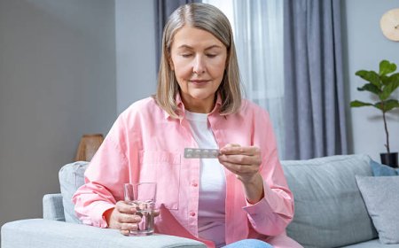 Hormone Replacement Therapy: 10 Honest Things to Know Before You Decide