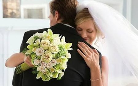 Why the Wedding Florist Conversation Should Happen Before Almost Everything Else