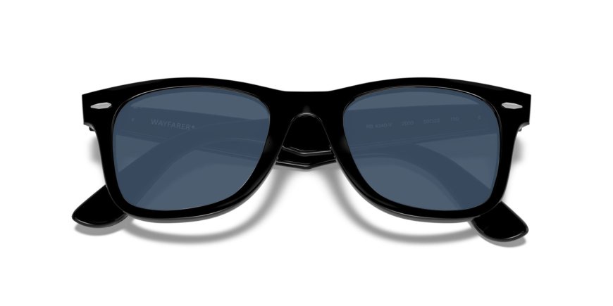 Discover New Outfit Ideas with Classic Wayfarer Frames