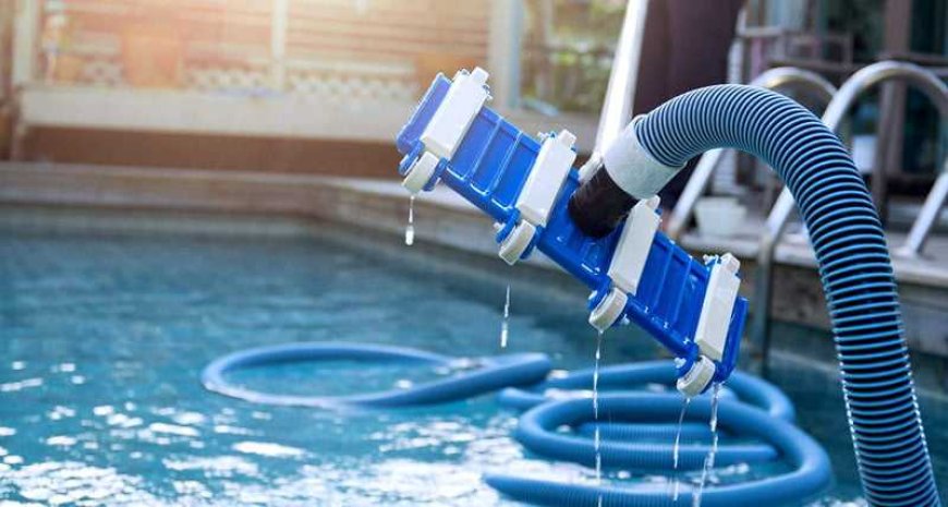 5 Questions to Ask Before Hiring a Pool Cleaning Service in Fort Worth